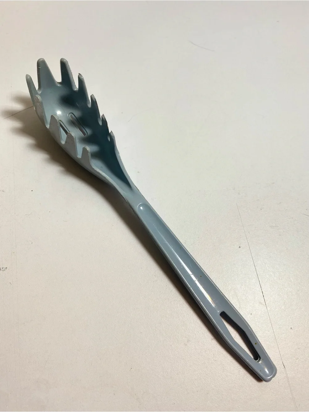 VTG Blue Plastic Slotted Pasta Spaghetti Serving Spoon Ekco-like Hanging Hole